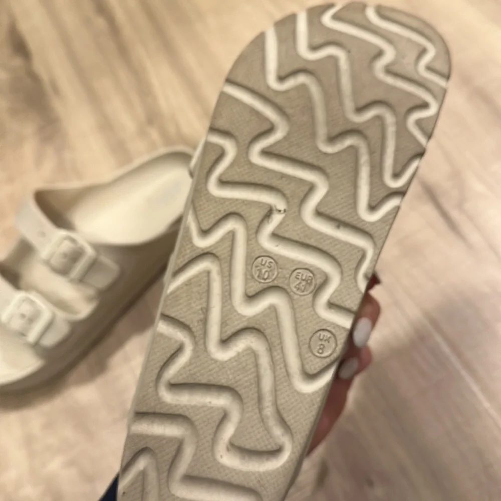 MIA Slides - Picture 3 of 3